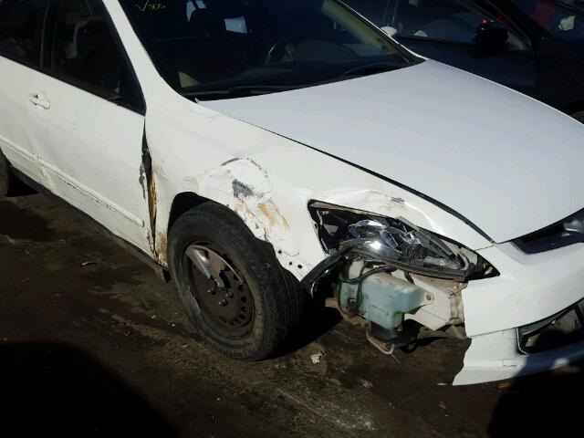 1HGCM56343A144666 - 2003 HONDA ACCORD LX WHITE photo 9