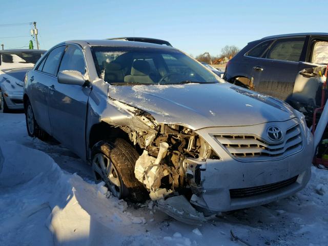 4T1BF3EK1BU138656 - 2011 TOYOTA CAMRY BASE SILVER photo 1