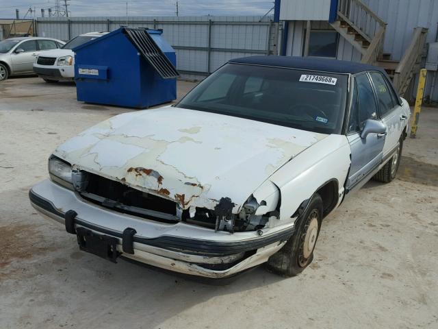 1G4HP52LXSH434901 - 1995 BUICK LESABRE CU WHITE photo 2