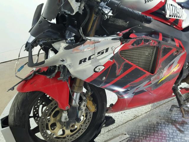 JH2SC45342M201297 - 2002 HONDA RVT1000 R RED photo 15