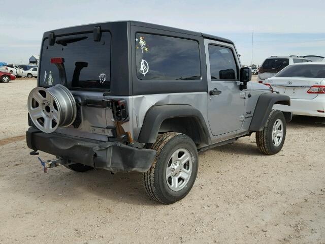 1C4AJWAGXFL591798 - 2015 JEEP WRANGLER S ვერცხლისფერი ფოტო 4