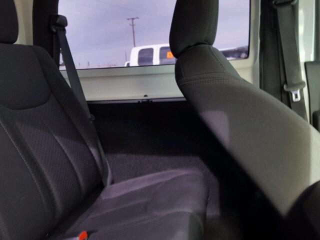 1C4AJWAGXFL591798 - 2015 JEEP WRANGLER S ვერცხლისფერი ფოტო 6