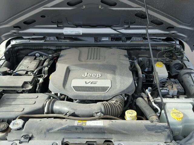 1C4AJWAGXFL591798 - 2015 JEEP WRANGLER S ვერცხლისფერი ფოტო 7