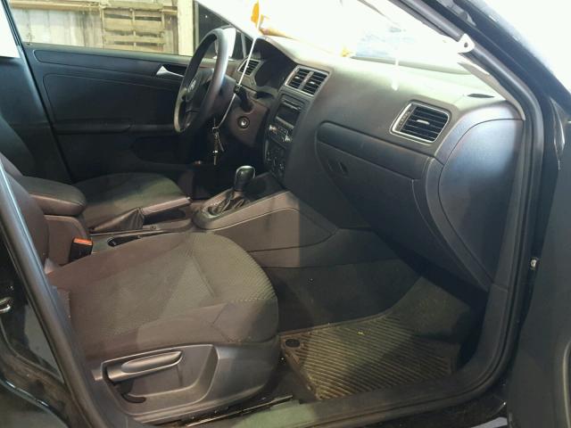 3VW2K7AJ8DM257202 - 2013 VOLKSWAGEN JETTA BASE 黑色 照片 5