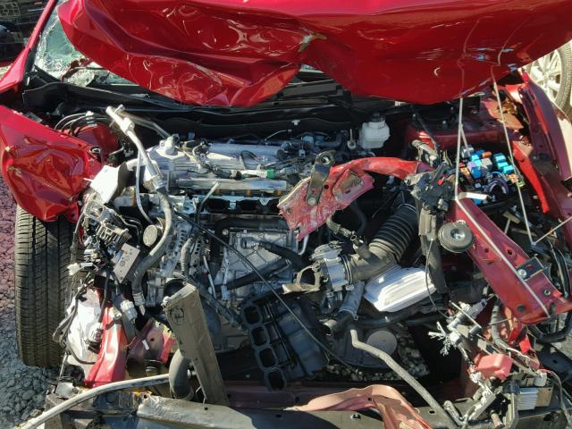 2T1BURHE4HC752643 - 2017 TOYOTA COROLLA L RED photo 7