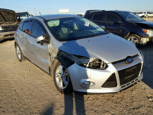 1FAHP3K25CL449973 - 2012 FORD FOCUS SE SILVER photo 1