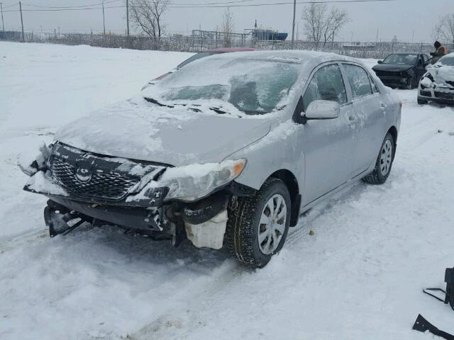 2T1BU40E79C049957 - 2009 TOYOTA COROLLA BA SILVER photo 2