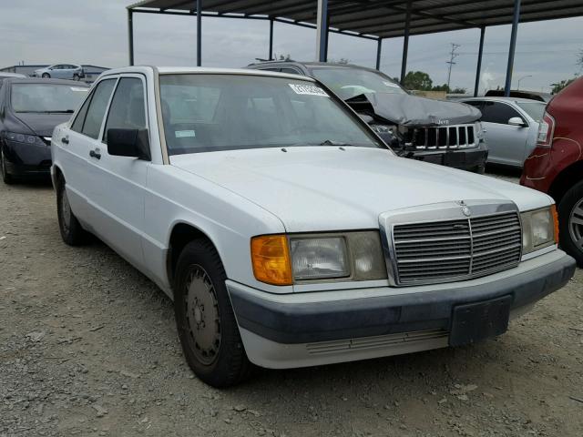 WDBDA29D4LF743552 - 1990 MERCEDES-BENZ 190 E 2.6 WHITE photo 1