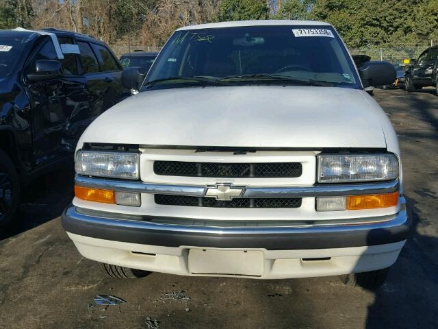 1GNCS13W6X2117696 - 1999 CHEVROLET BLAZER WHITE photo 9