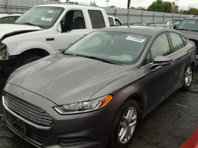 3FA6P0H7XER293880 - 2014 FORD FUSION SE GRAY photo 2