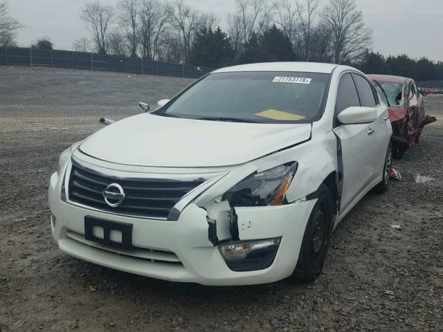 1N4AL3AP1FC249607 - 2015 NISSAN ALTIMA 2.5 WHITE photo 2