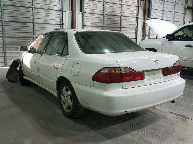 JHMCG5669YC021911 - 2000 HONDA ACCORD EX WHITE photo 3