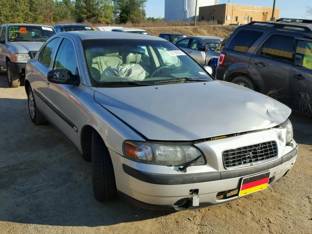 YV1RS61R912051045 - 2001 VOLVO S60 SILVER photo 1