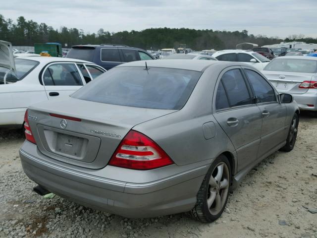 WDBRF40J15F597572 - 2005 MERCEDES-BENZ C 230K SPO GRAY photo 4