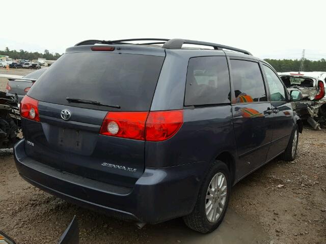 5TDYK4CC0AS321352 - 2010 TOYOTA SIENNA XLE BLUE photo 4