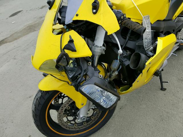 JH2PC37053M005566 - 2003 HONDA CBR600 RR YELLOW photo 9