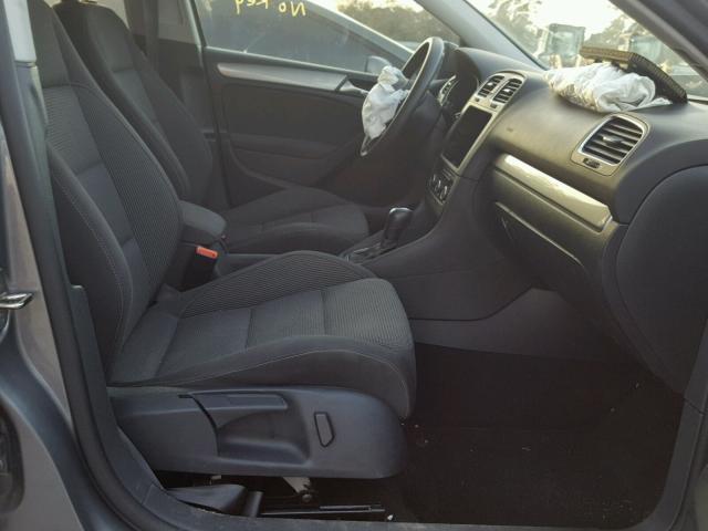 WVWDB7AJ3EW010683 - 2014 VOLKSWAGEN GOLF GRAY photo 5