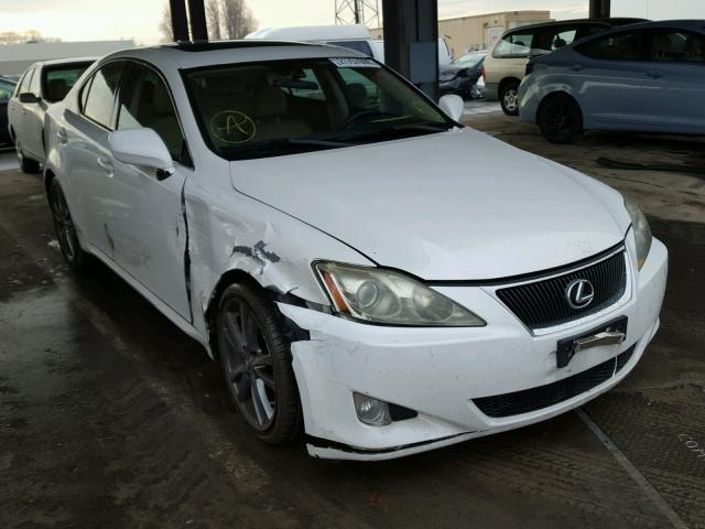 JTHBE262585017260 - 2008 LEXUS IS 350 WHITE photo 1