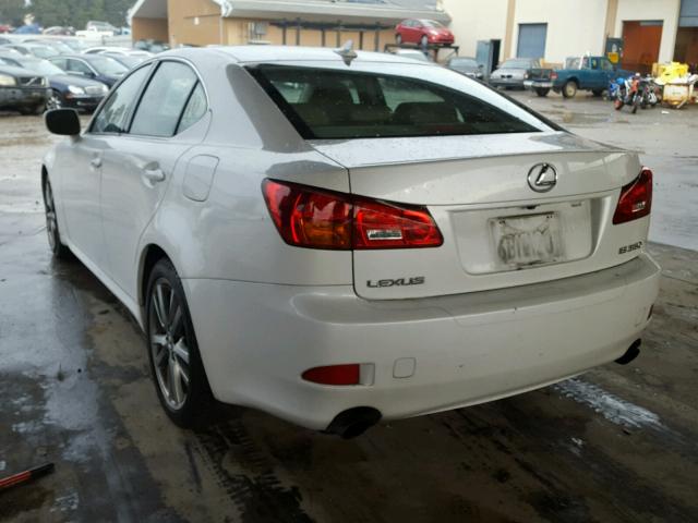 JTHBE262585017260 - 2008 LEXUS IS 350 WHITE photo 3