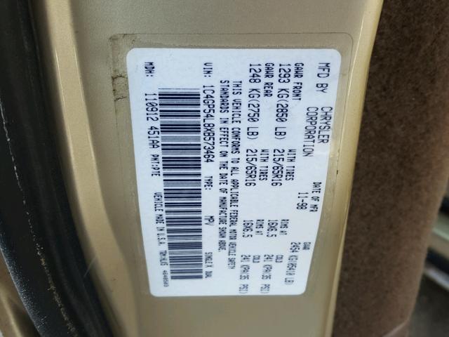 1C4GP54L8XB573464 - 1999 CHRYSLER TOWN & COU GOLD photo 10