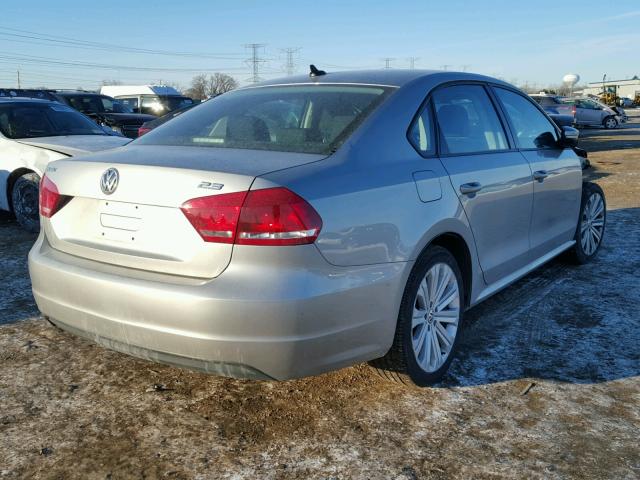 1VWAP7A33EC026029 - 2014 VOLKSWAGEN PASSAT S ვერცხლისფერი ფოტო 4