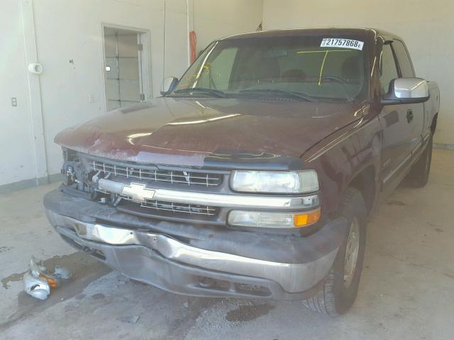 2GCEK19T221268963 - 2002 CHEVROLET SILVERADO BURGUNDY photo 2