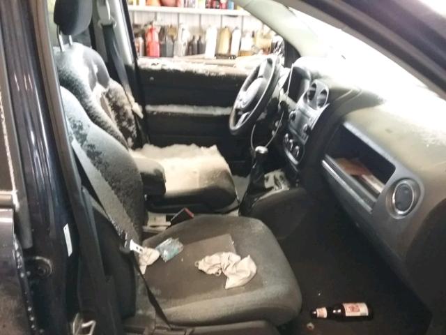 1J4NF1FB0BD143815 - 2011 JEEP COMPASS SP BLACK photo 5