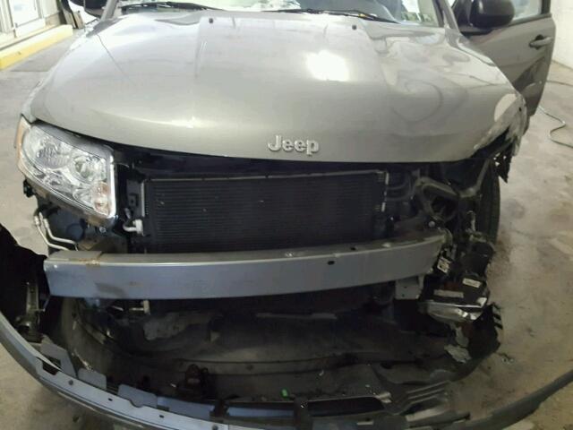 1J4NF1FB6BD280306 - 2011 JEEP COMPASS SP CHARCOAL photo 7