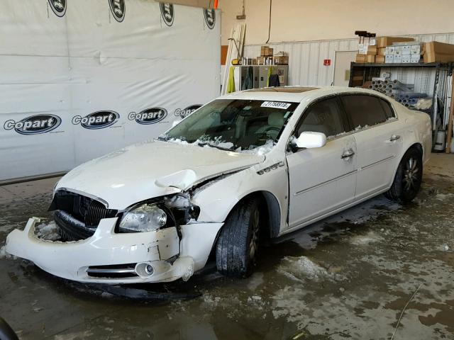 1G4HE57Y37U126123 - 2007 BUICK LUCERNE CX WHITE photo 2