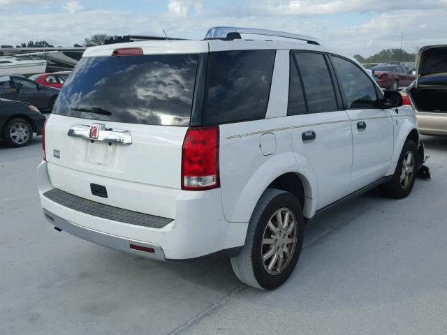 5GZCZ33D67S830725 - 2007 SATURN VUE WHITE photo 4