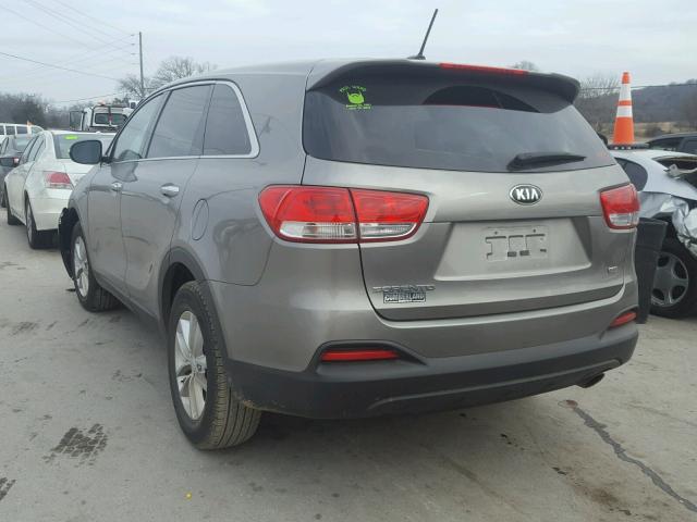 5XYPG4A31HG287526 - 2017 KIA SORENTO LX GRAY photo 3