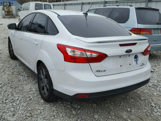 1FADP3F28EL103055 - 2014 FORD FOCUS SE WHITE photo 3