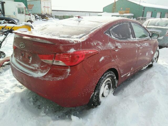 5NPDH4AE6DH328575 - 2013 HYUNDAI ELANTRA GL RED photo 4