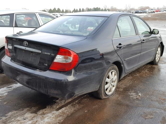 4T1BF30K43U049107 - 2003 TOYOTA CAMRY LE BLACK photo 4