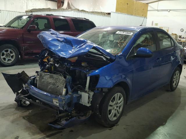 1G1JB5SH2H4156553 - 2017 CHEVROLET SONIC LS BLUE photo 2