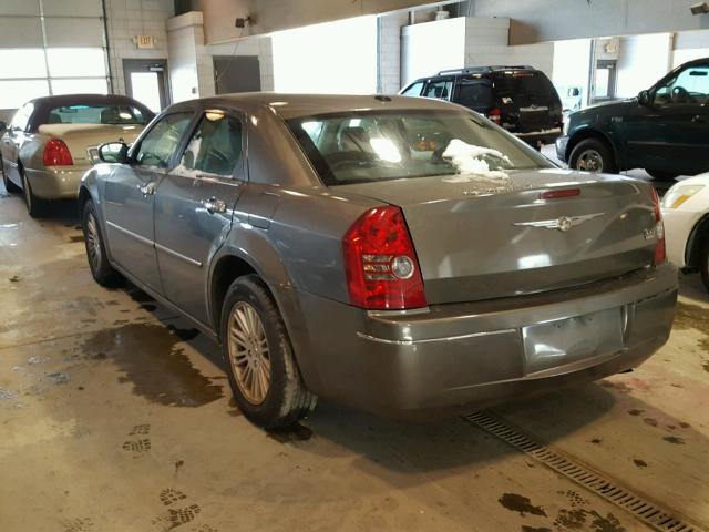 2C3KA53VX9H634200 - 2009 CHRYSLER 300 TOURIN GRAY photo 3