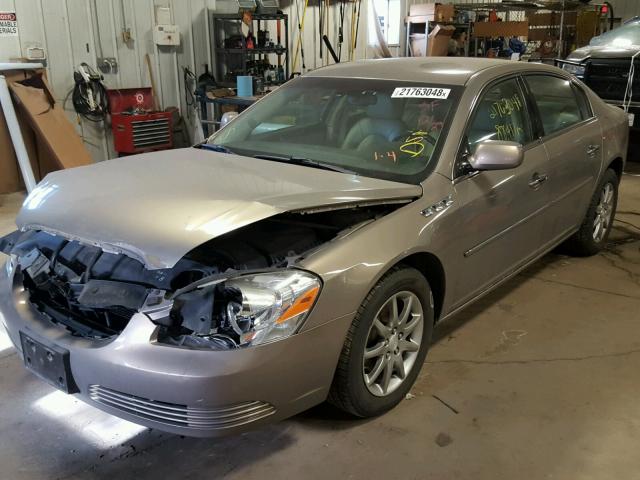 1G4HD57267U190333 - 2007 BUICK LUCERNE CX TAN photo 2