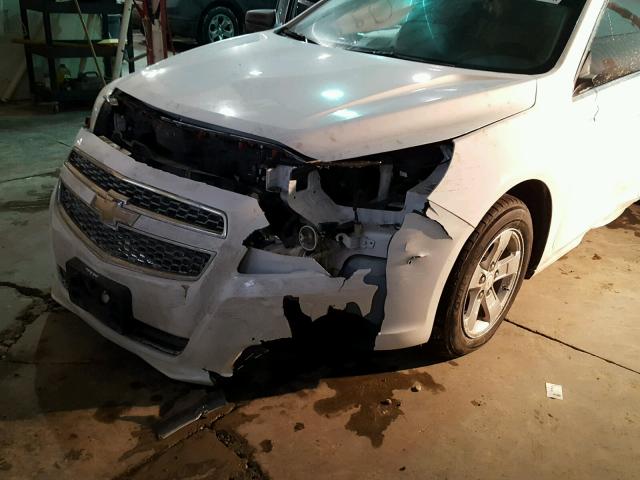 1G11B5SA2DF235707 - 2013 CHEVROLET MALIBU LS WHITE photo 9