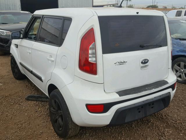 KNDJT2A54C7411348 - 2012 KIA SOUL WHITE photo 3