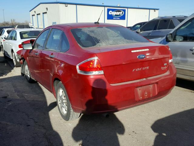1FAHP3FN4AW210172 - 2010 FORD FOCUS SE RED photo 3