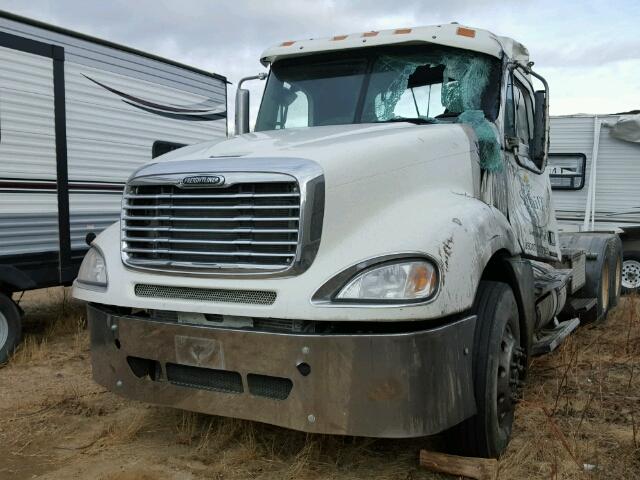 1FUJA6CV99LAD5375 - 2009 FREIGHTLINER CONVENTION WHITE photo 2