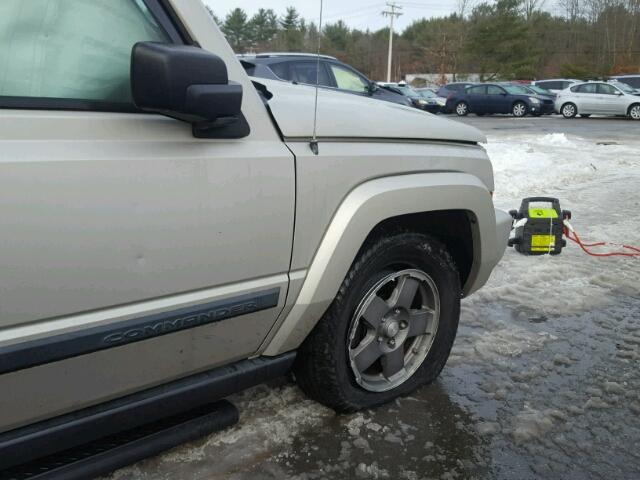 1J8HG48K78C108176 - 2008 JEEP COMMANDER ნაცრისფერი ფოტო 9