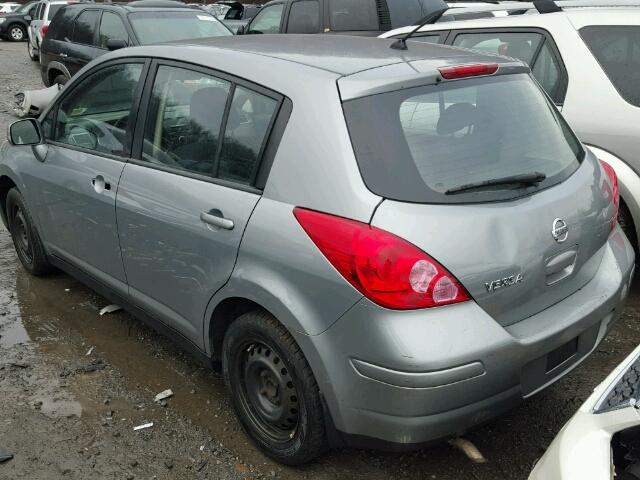 3N1BC13E59L435581 - 2009 NISSAN VERSA S GRAY photo 3