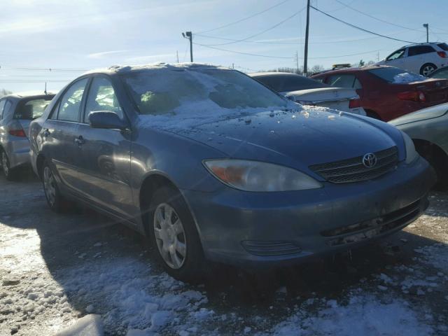 4T1BE32K52U561912 - 2002 TOYOTA CAMRY LE BLUE photo 1