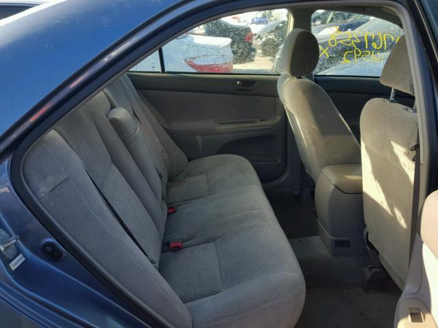 4T1BE32K52U561912 - 2002 TOYOTA CAMRY LE ლურჯი ფოტო 6