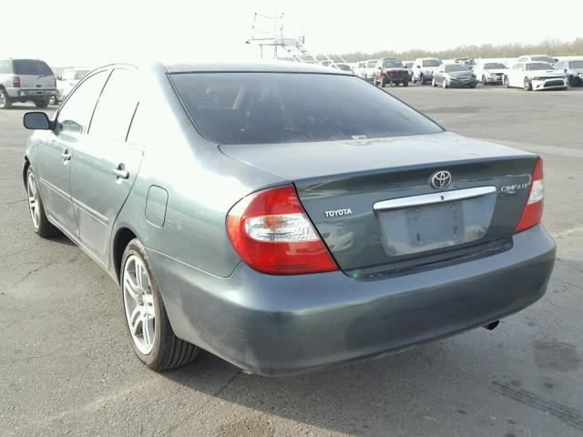 4T1BE32KX2U552171 - 2002 TOYOTA CAMRY LE GREEN photo 3