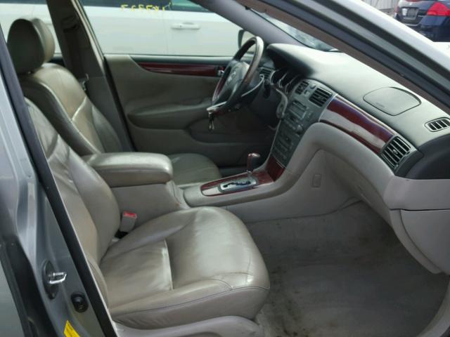 JTHBF30G520076868 - 2002 LEXUS ES 300 GRAY photo 5