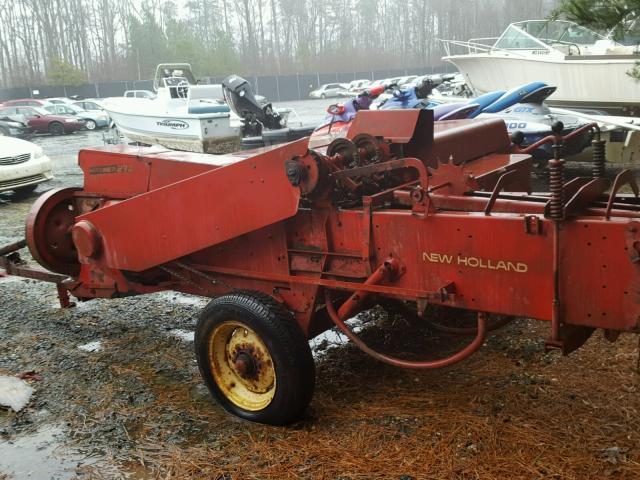 D23322 - 1970 NEWH HAY BALER MAROON photo 3