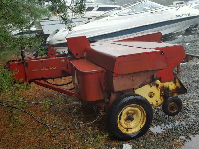 D23322 - 1970 NEWH HAY BALER MAROON photo 4