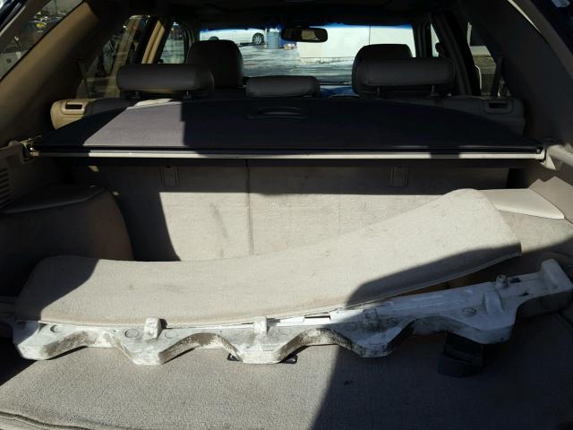 JTJGF10U730152610 - 2003 LEXUS RX 300 WHITE photo 9